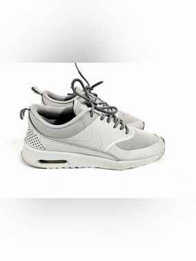 Women’s Nike Air Max Thea Pinnacle “ Cool Gray” Size 8